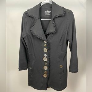 BUTTON DOWN JACKET